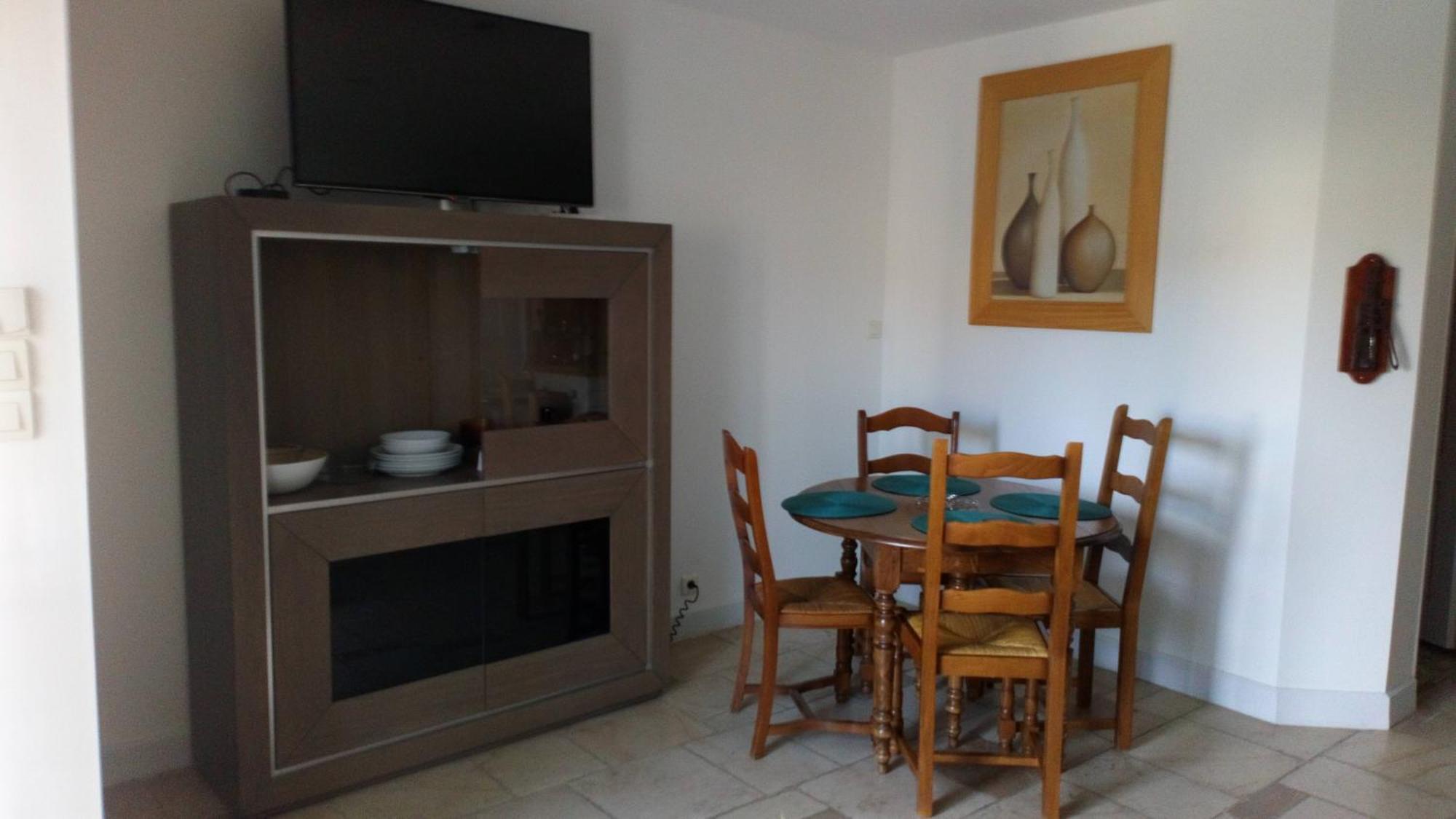 La Pompelle Apartment Pichanges Ngoại thất bức ảnh